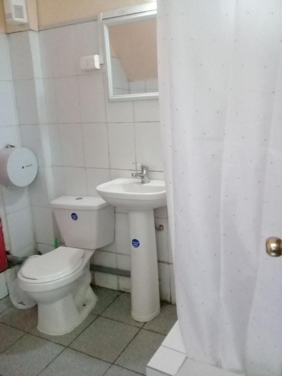 Hostal Polanco Cerro Alegre Вальпараисо Номер фото